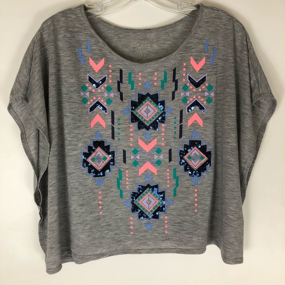 Aztec Crop Top - Picture 2 of 8